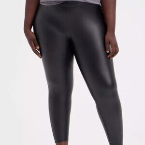 Torrid size 4 Full Length Signature Waist Faux Leather Legging